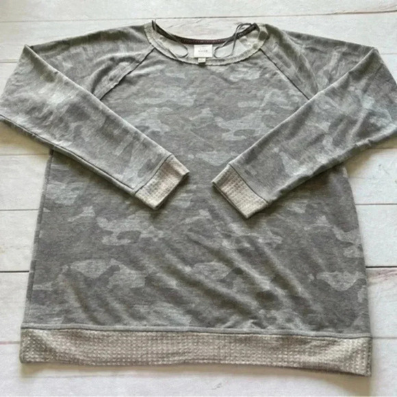 Knox Rose Sweaters - KNOX ROSE Women’s  BEIGE CAMOUFLAGE PULLOVER SWEATSHIRT Size Large